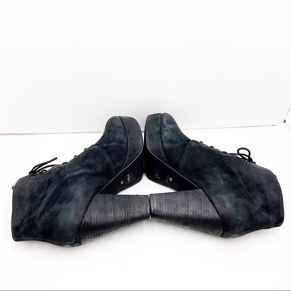 {STEVE MADDEN} 'Raspy' Distressed Leather Platform Boots - Picture 13 of 16